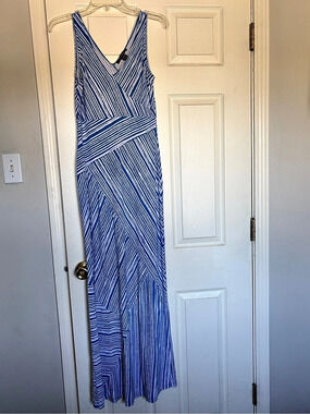 Tommy Bahama Blue & White Striped Maxi Dress Size XS Like New
